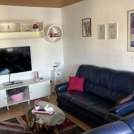 Gemuetliche, Ganze Wohnung In Ruhiger, Zentraler Lage Leverkusen Exterior foto