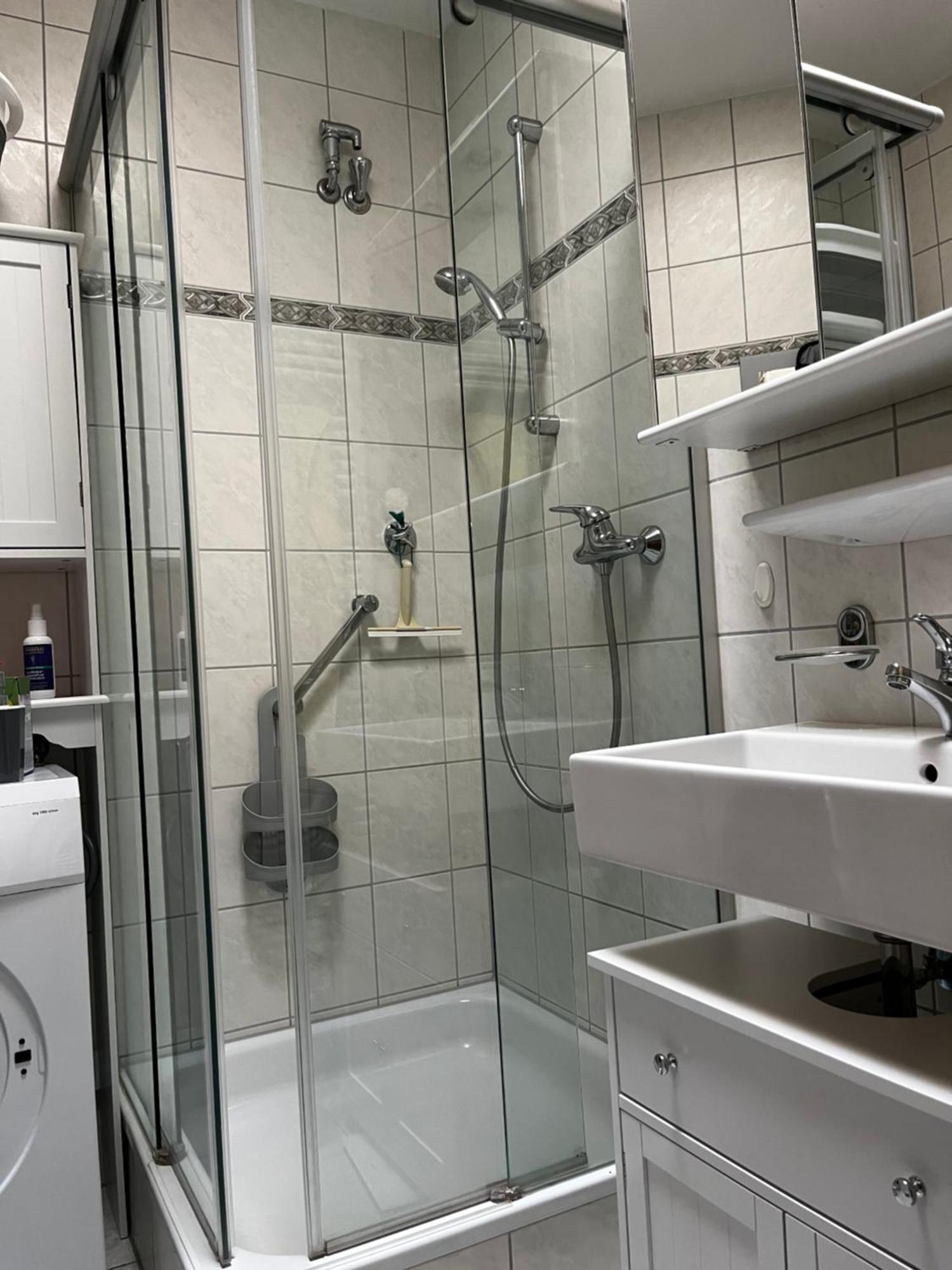 Gemuetliche, Ganze Wohnung In Ruhiger, Zentraler Lage Leverkusen Exterior foto